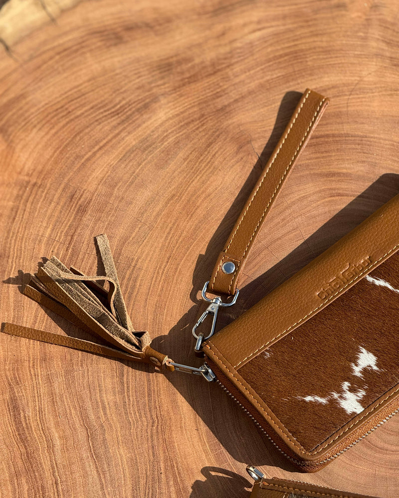 Chic Harbor Women’s Cowhide Zip Wallet