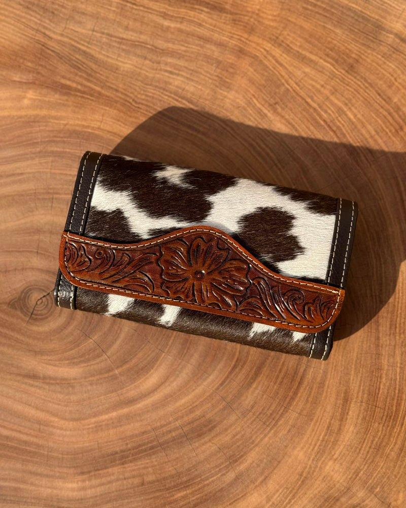 Western-Style Embossed Cowhide Long Wallet